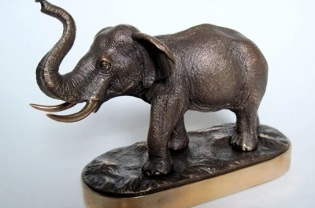 大象象征着丰富和繁荣